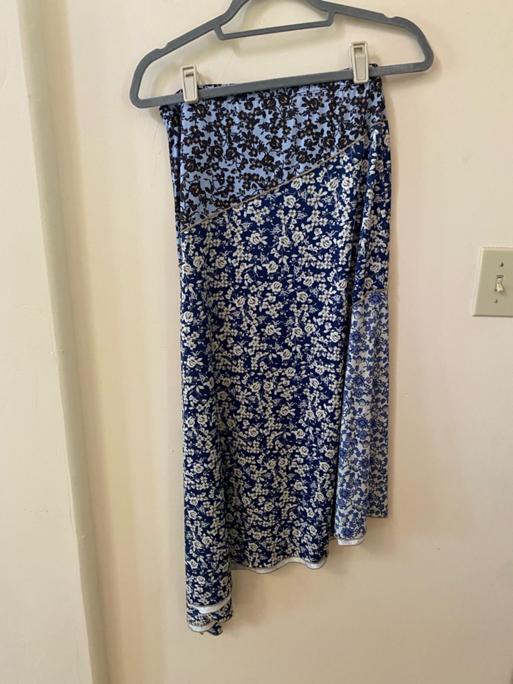 Philosophy Republic Clothing Floral Patchwork Asymmetrical Midi Skirt S/M - Picture 5 of 6